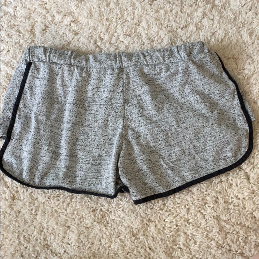Brandy Melville soft shorts size S - Picture 2 of 3